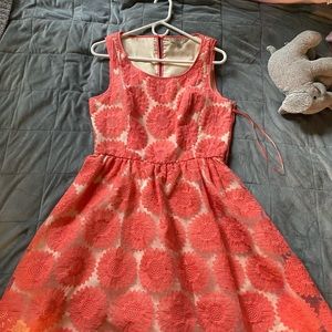 Lauren Conrad size 12 woman’s skirt with a flowery pattern. Perfect for summer.